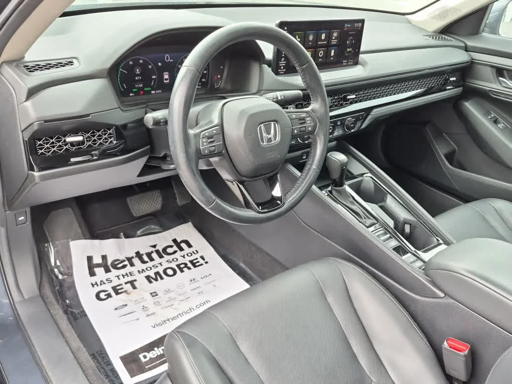 Certified Used 2024 Meteorite Gray Metallic Honda EX-L image 11