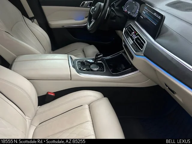 Used 2022 Green BMW xDrive45e image 12