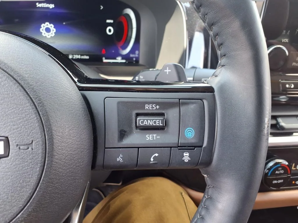Certified Used 2024 Beige Nissan Platinum image 14
