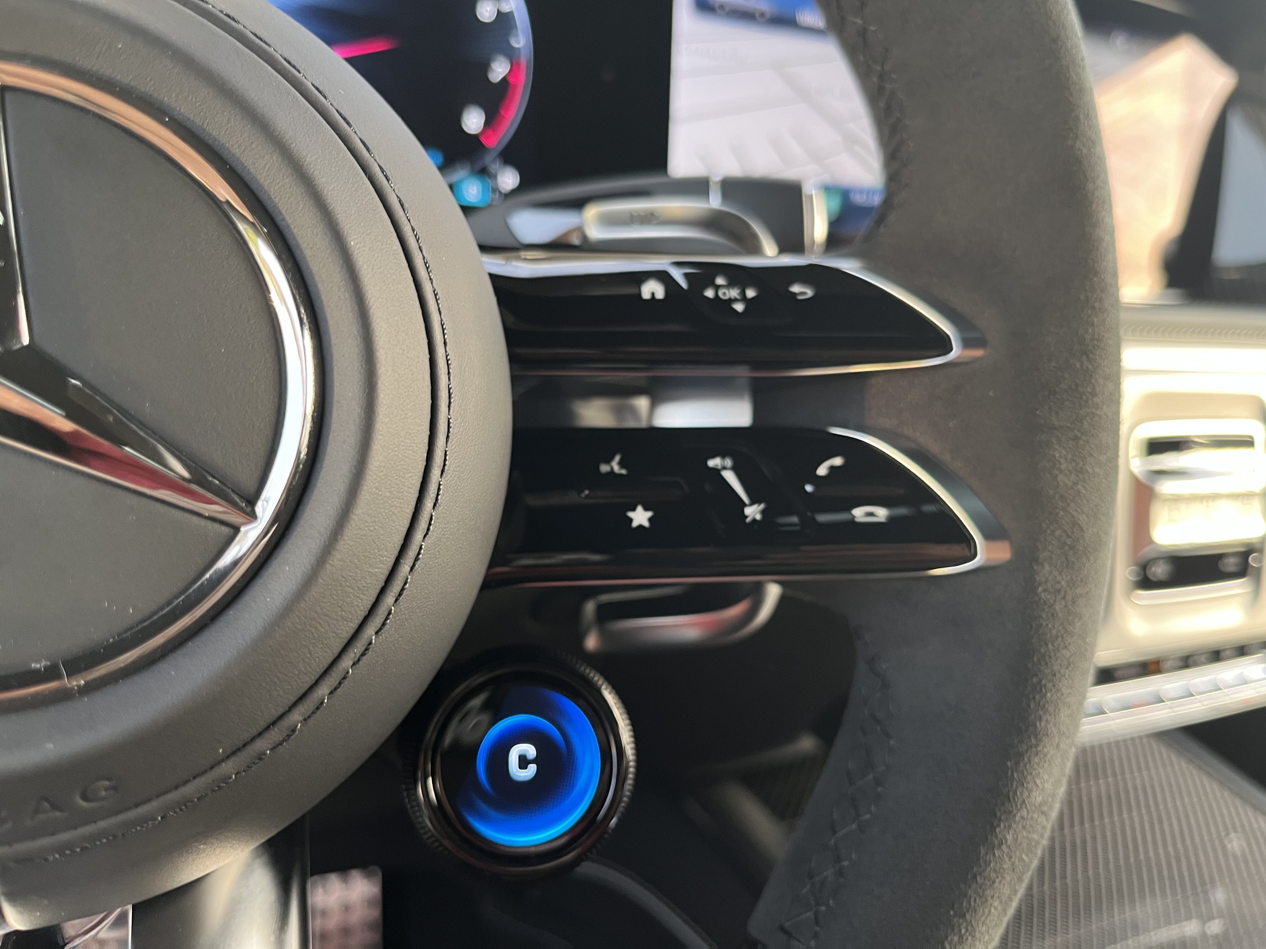 New 2026 Obsidian Black Metallic Mercedes-Benz AMG® G 63 image 24