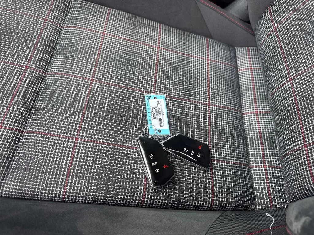 Used 2023 Blue Volkswagen 2.0T S image 31