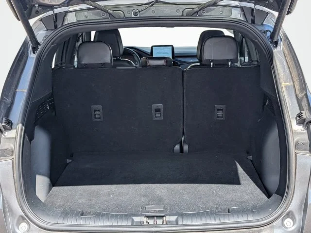 Used 2025 Gray Ford ST-Line Select image 10
