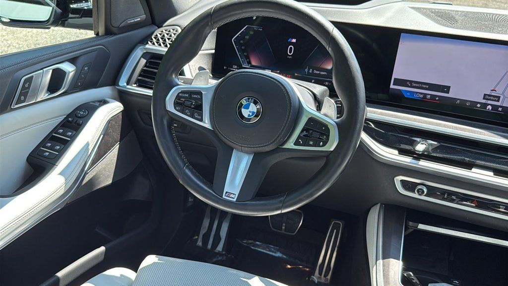 Used 2024 Brooklyn Gray Metallic BMW xDrive40i image 25