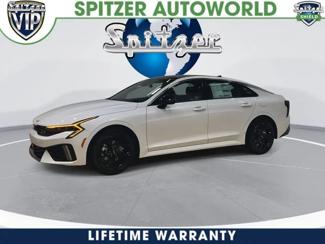 New 2026 White Kia GT-Line image 3