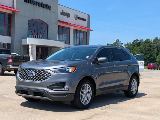 2023 Ford Edge SEL AWD's photo