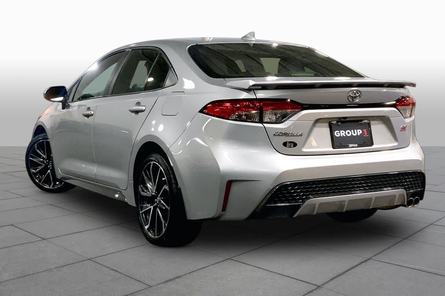 Used 2022 Classic Silver Metallic Toyota SE image 12