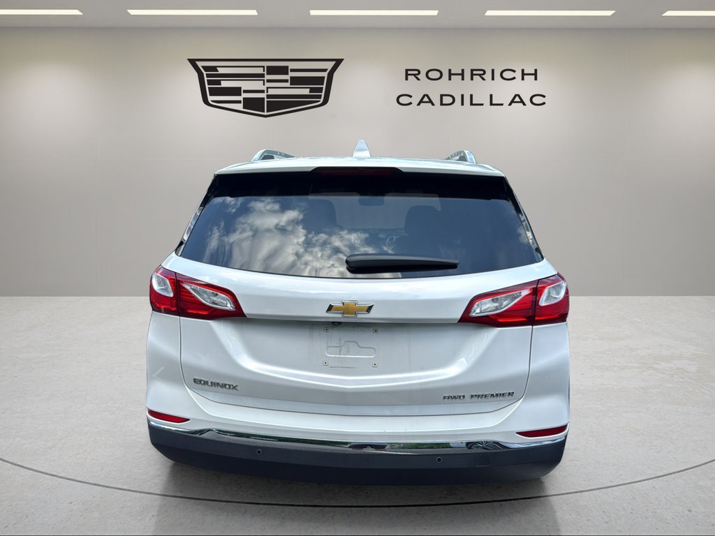 Used 2019 IRIDESCENT PEARL TRICOAT Chevrolet Premier image 3