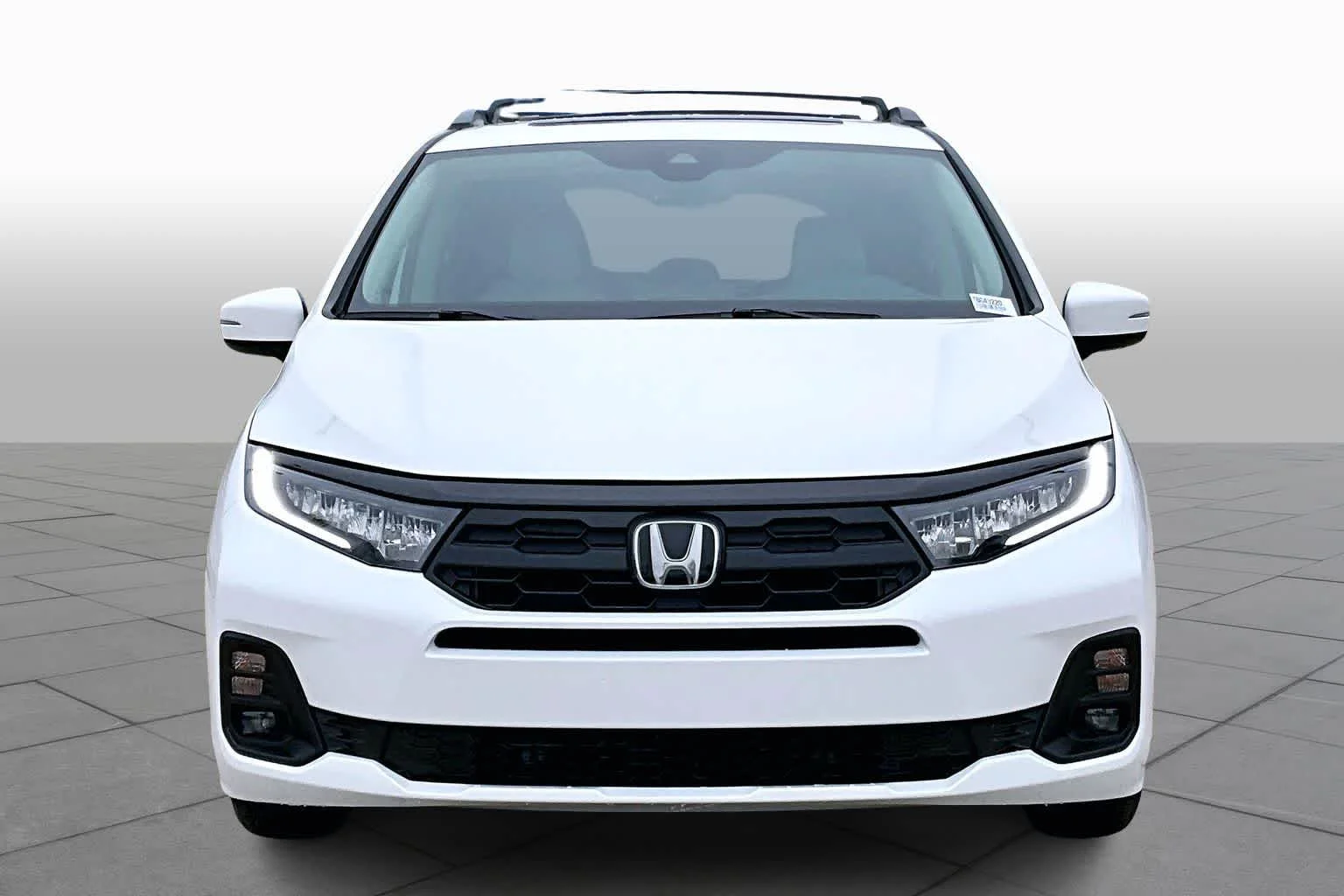 New 2026 Platinum White Pearl Honda EX-L image 3
