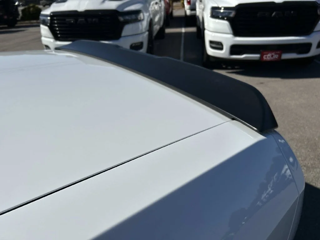 Used 2021 White Dodge SXT image 17
