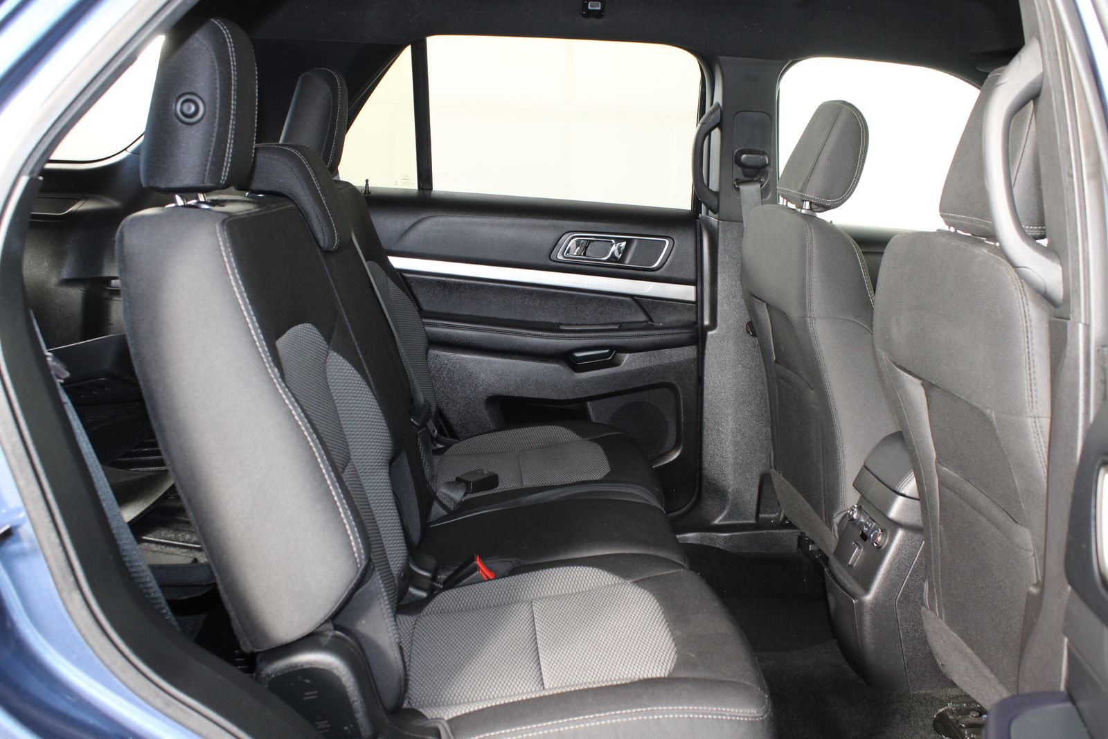 Used 2018 Blue Ford XLT image 13