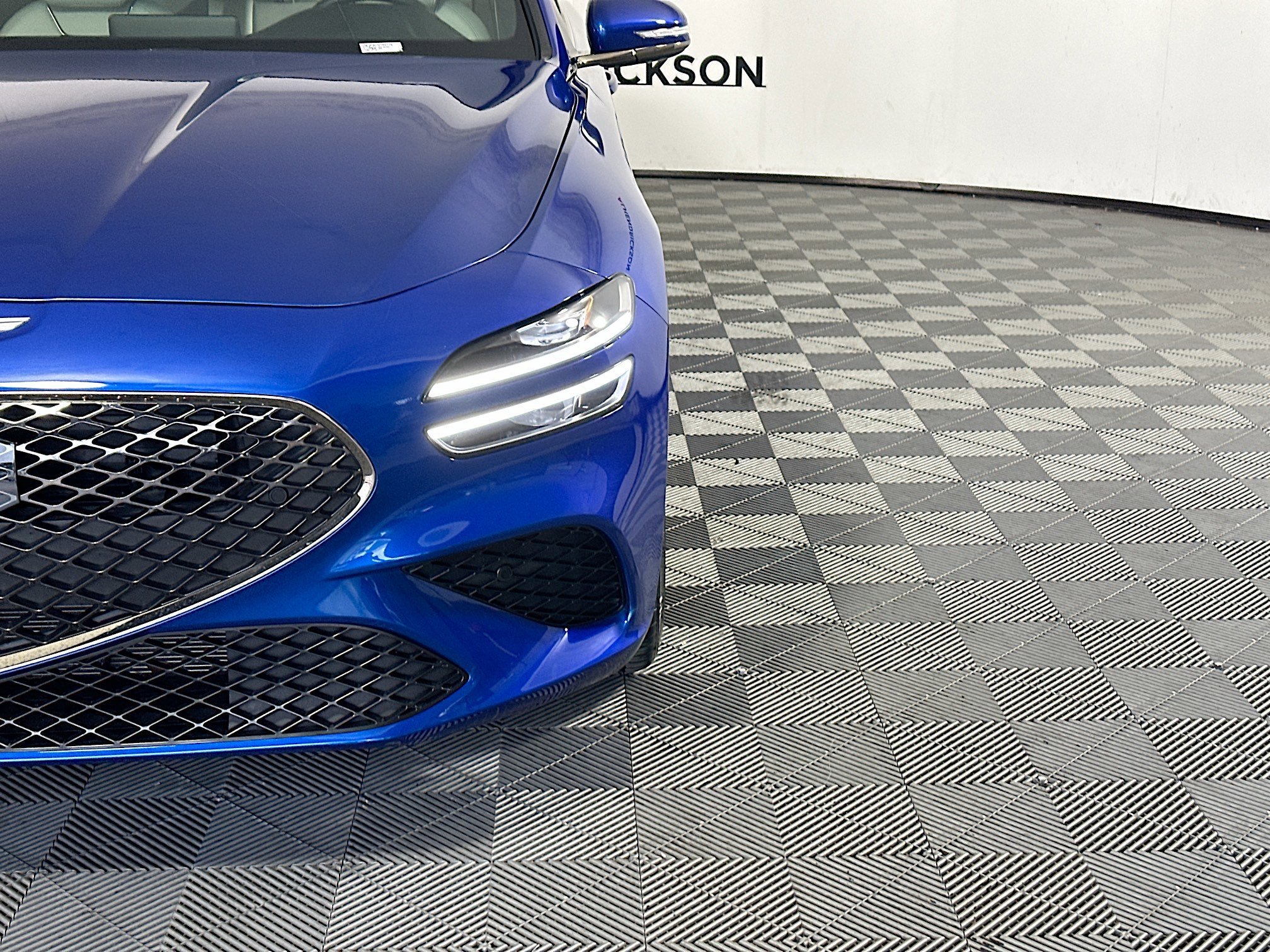 2025 GENESIS G70 Standard - Photo 9