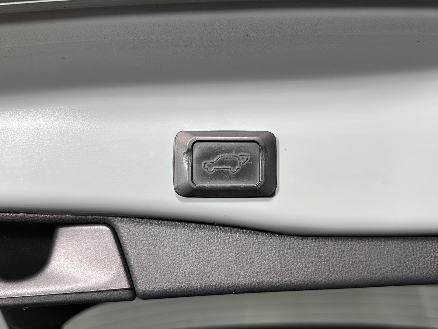 Used 2021 Lunar Rock Toyota XLE image 26