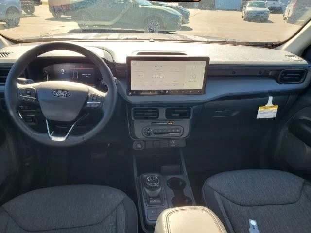 2025 Ford Maverick XLT - Photo 10