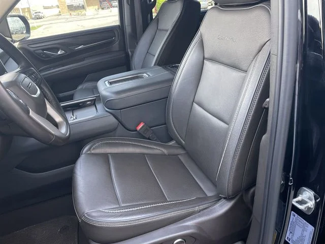 2024 GMC Yukon Denali - Photo 11