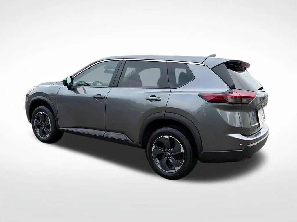 2024 Nissan Rogue SV - Photo 3