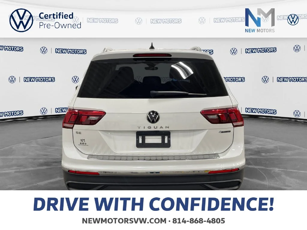 Used 2023 Opal White Pearl Effect Volkswagen 2.0T SE image 4