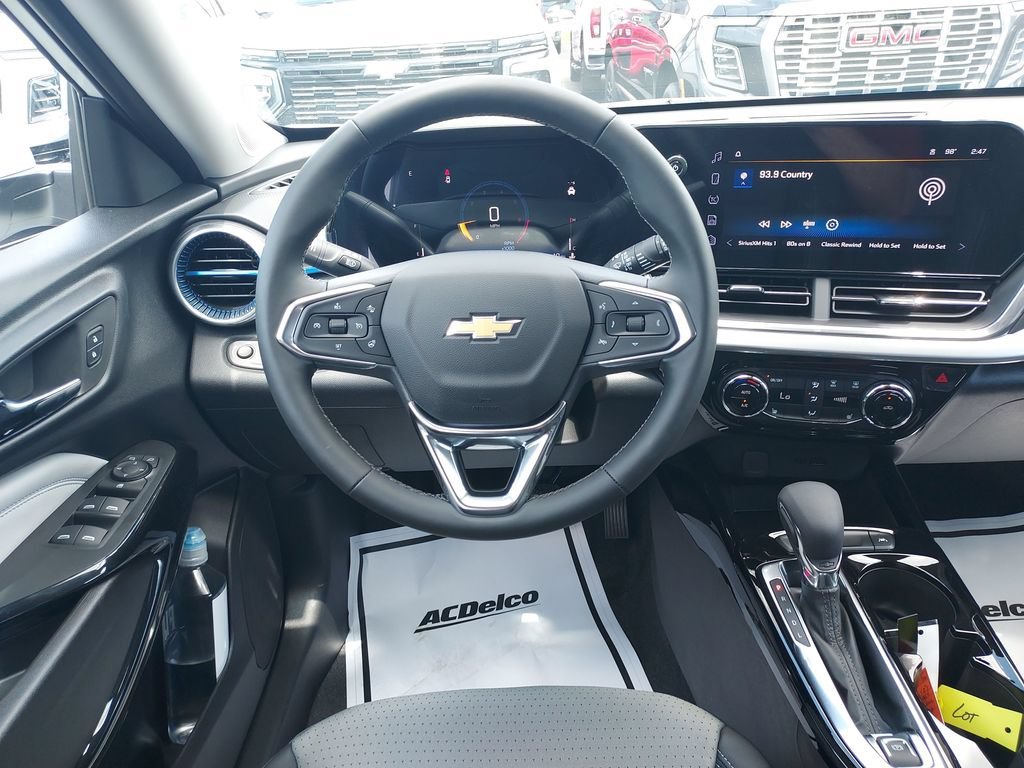 New 2026 Summit White Chevrolet LT image 13