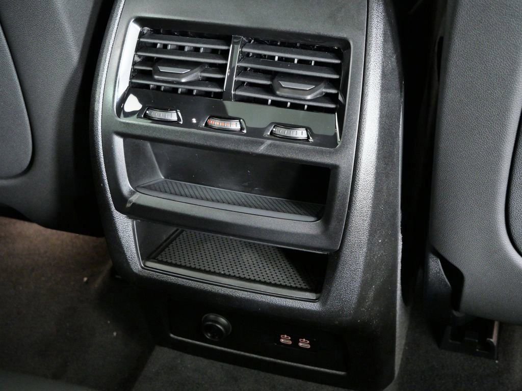 Certified Used 2026 Skyscraper Grey Metallic BMW xDrive40i image 33
