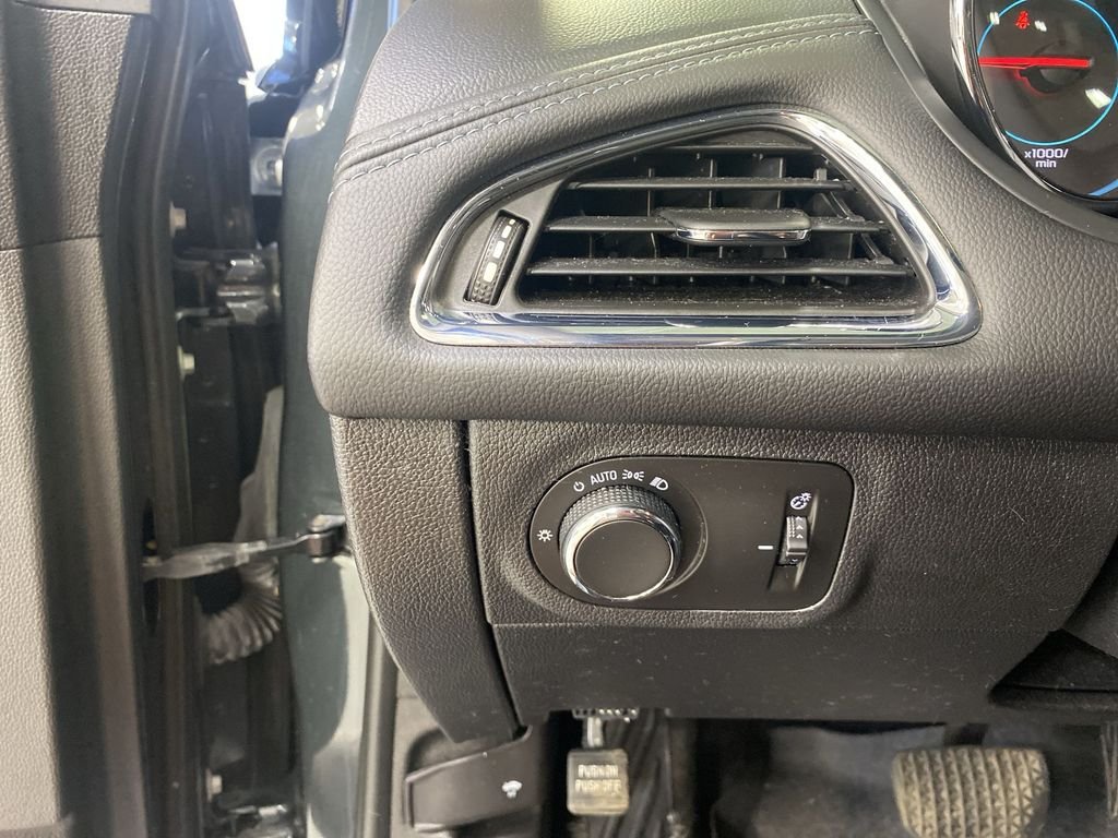 Used 2017 Graphite Metallic Chevrolet Premier image 23