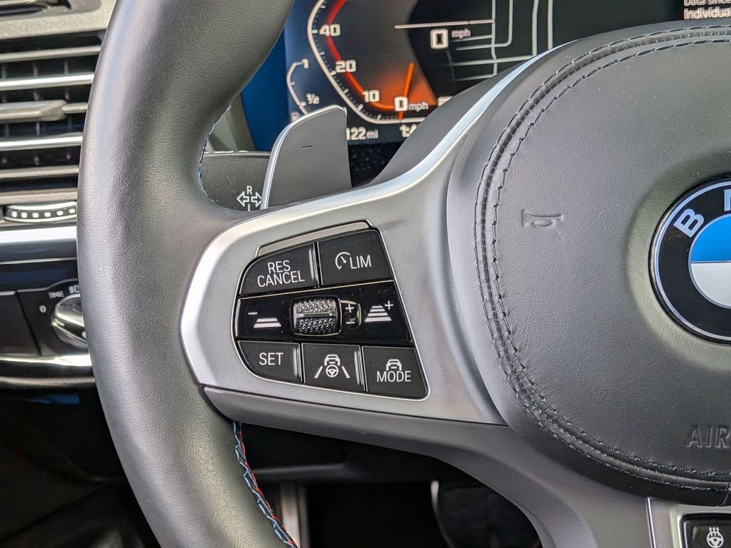 Used 2024 Gray BMW M40i image 29