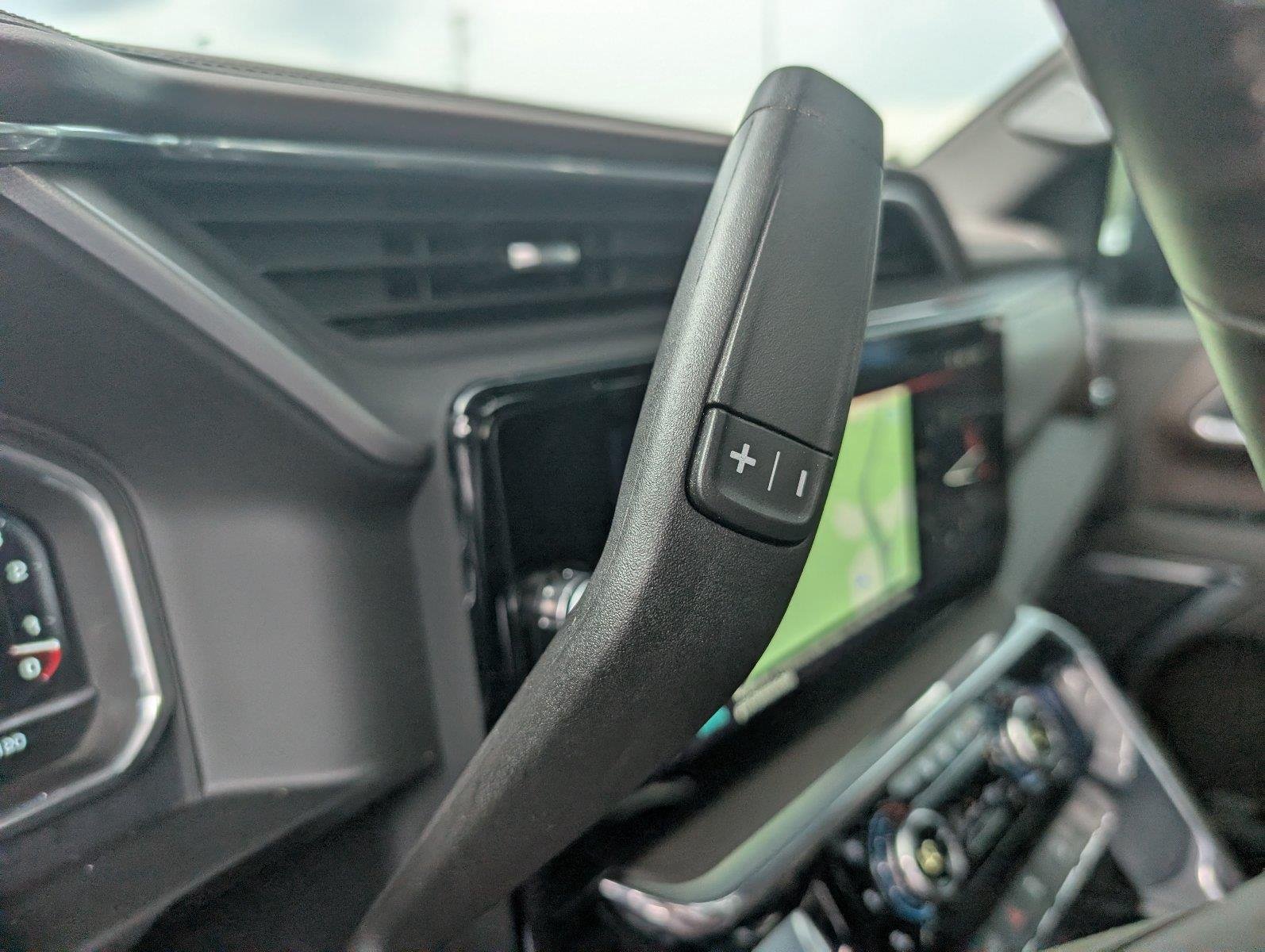 Used 2025 Onyx Black GMC Denali image 29