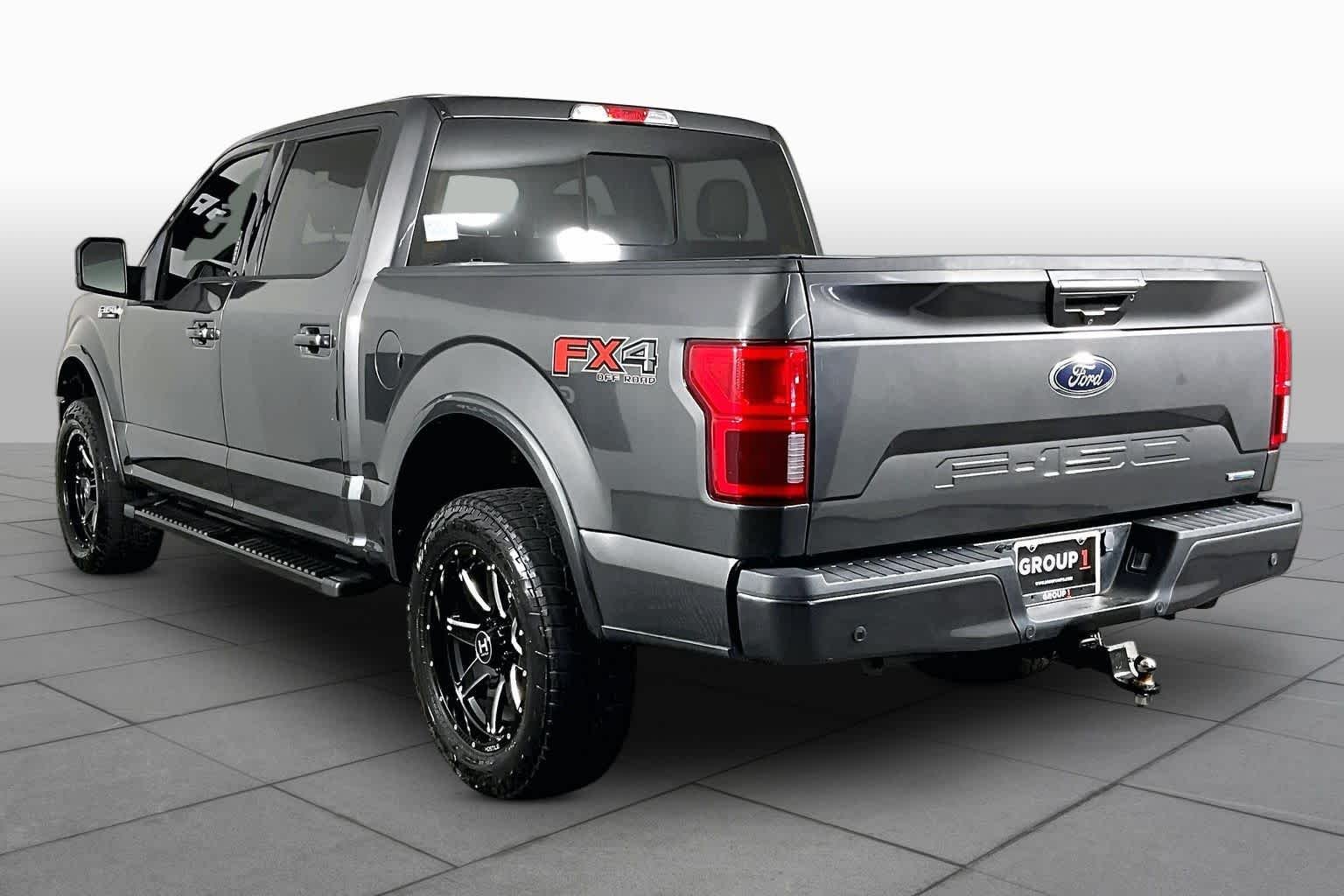 Used 2018 Magnetic Ford LARIAT image 11