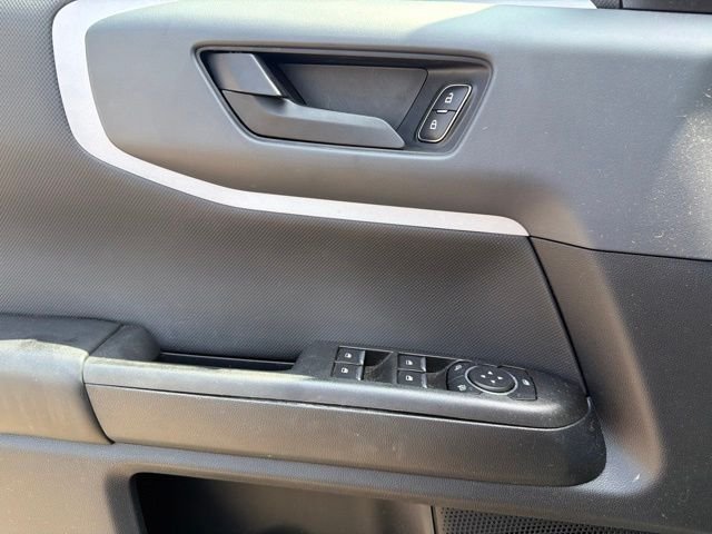 Used 2022 Silver Ford Base image 11