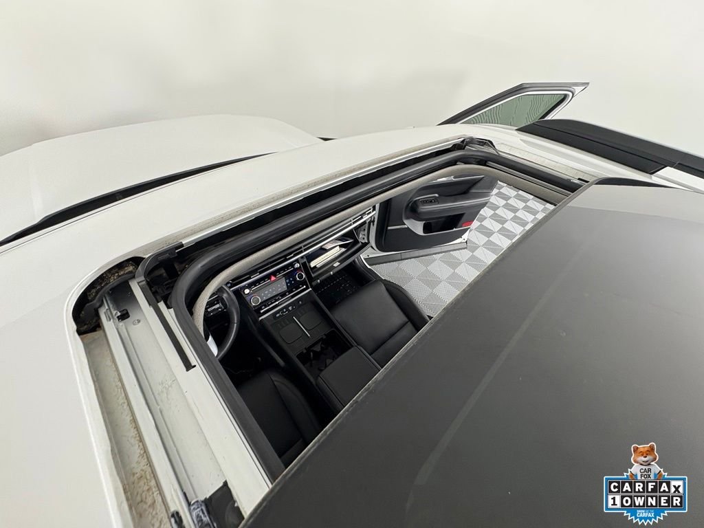 Used 2025 White Hyundai Limited image 26