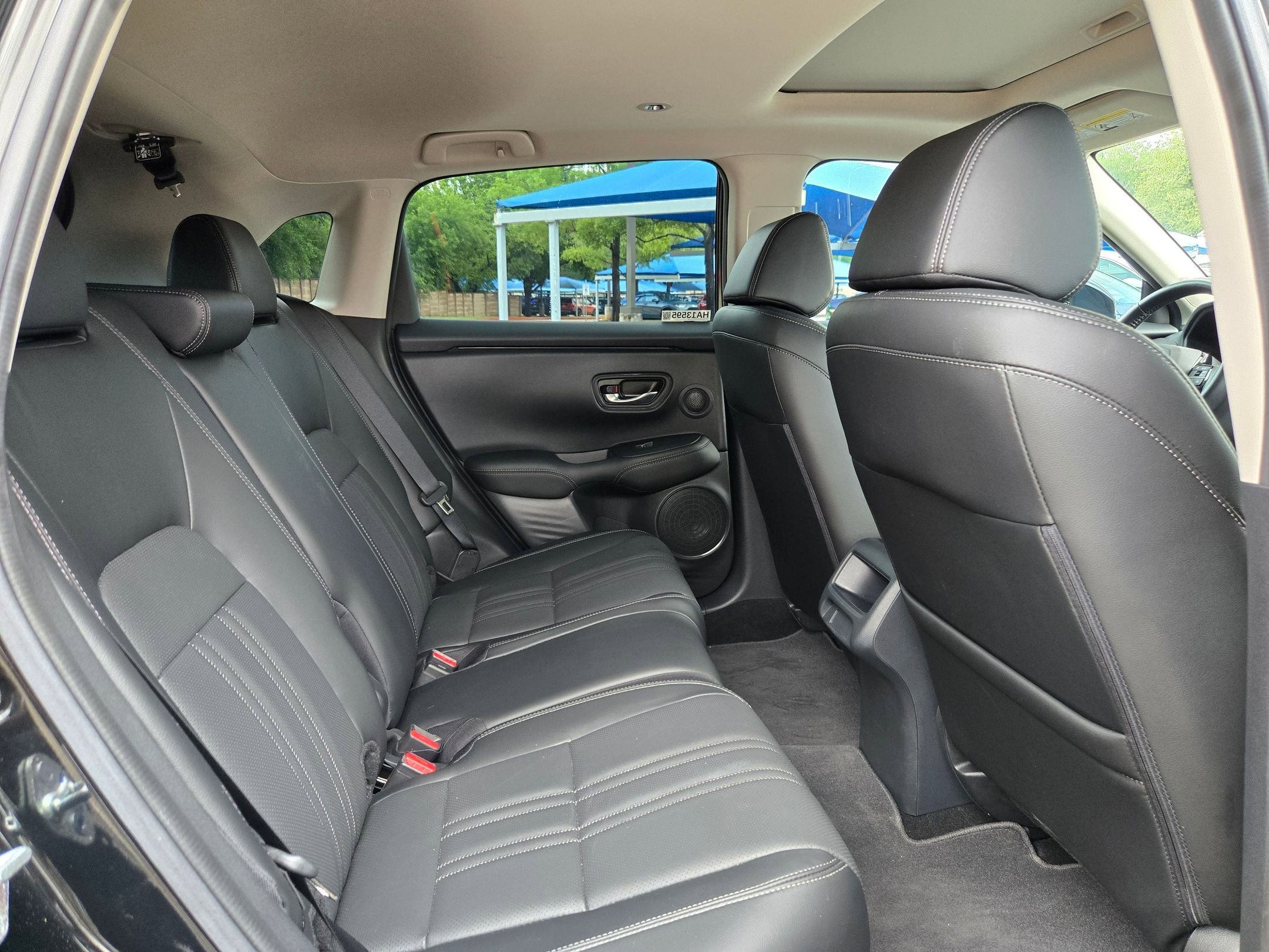 Used 2025 Black Honda EX-L image 25