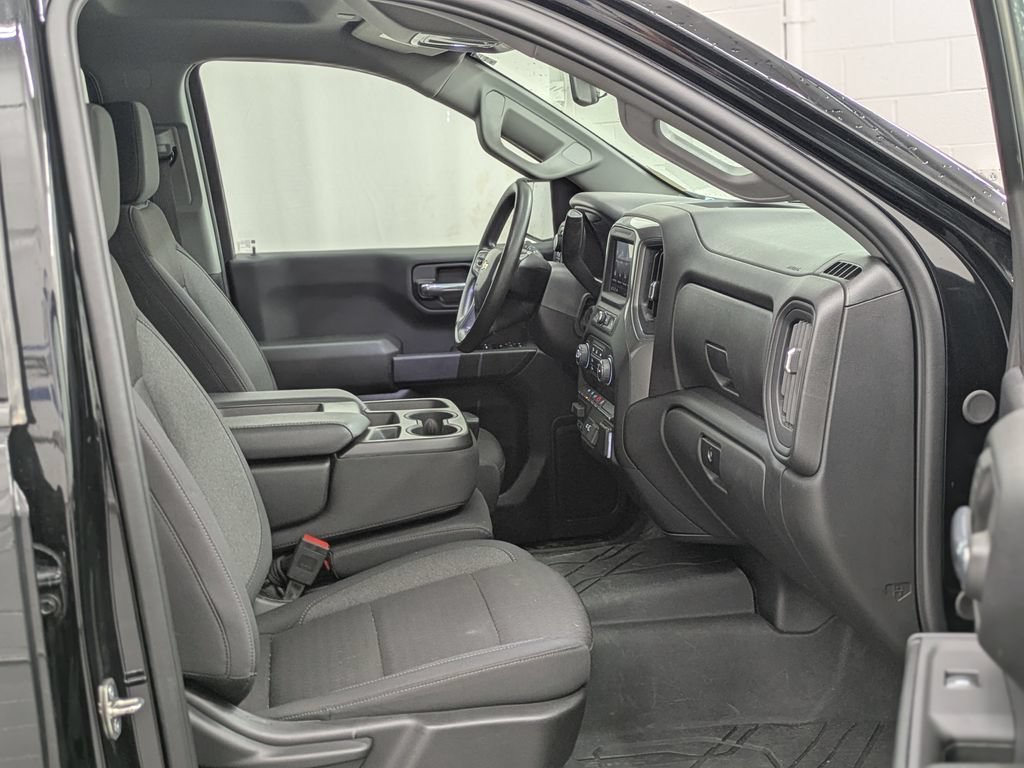 Used 2024 Black Chevrolet Custom image 18