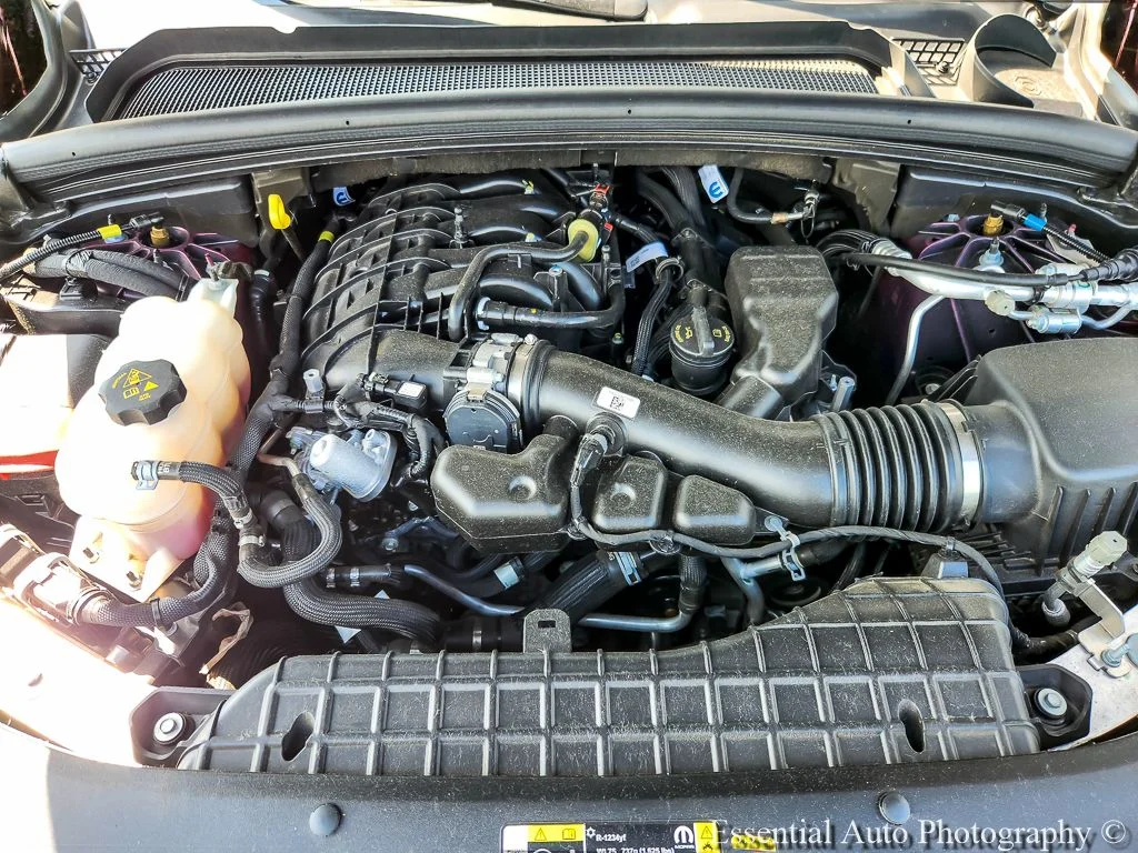 Used 2024 Red Jeep Summit image 24