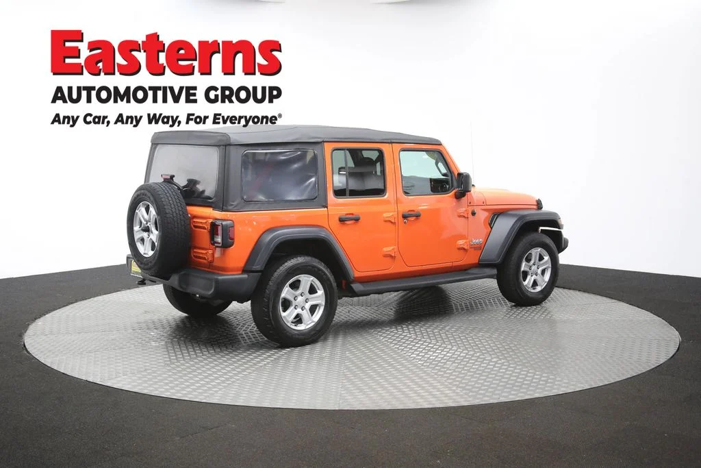 Used 2018 Orange Jeep Unlimited Sport S image 40