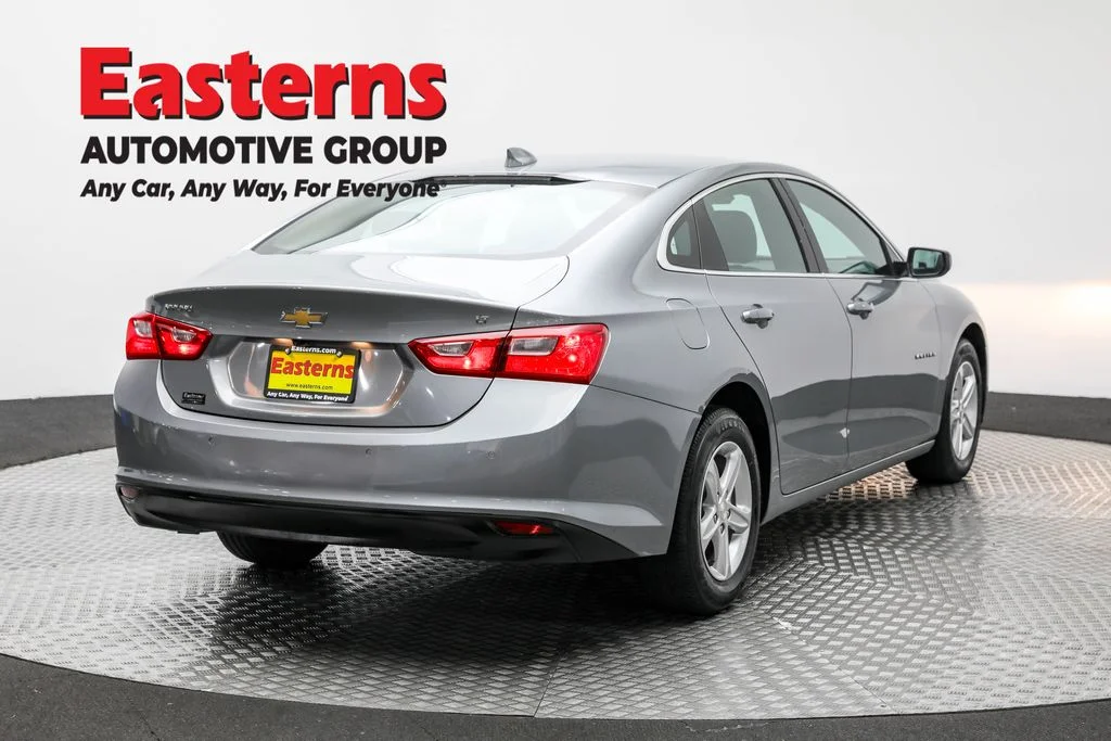 Used 2024 Gray Chevrolet LT image 5