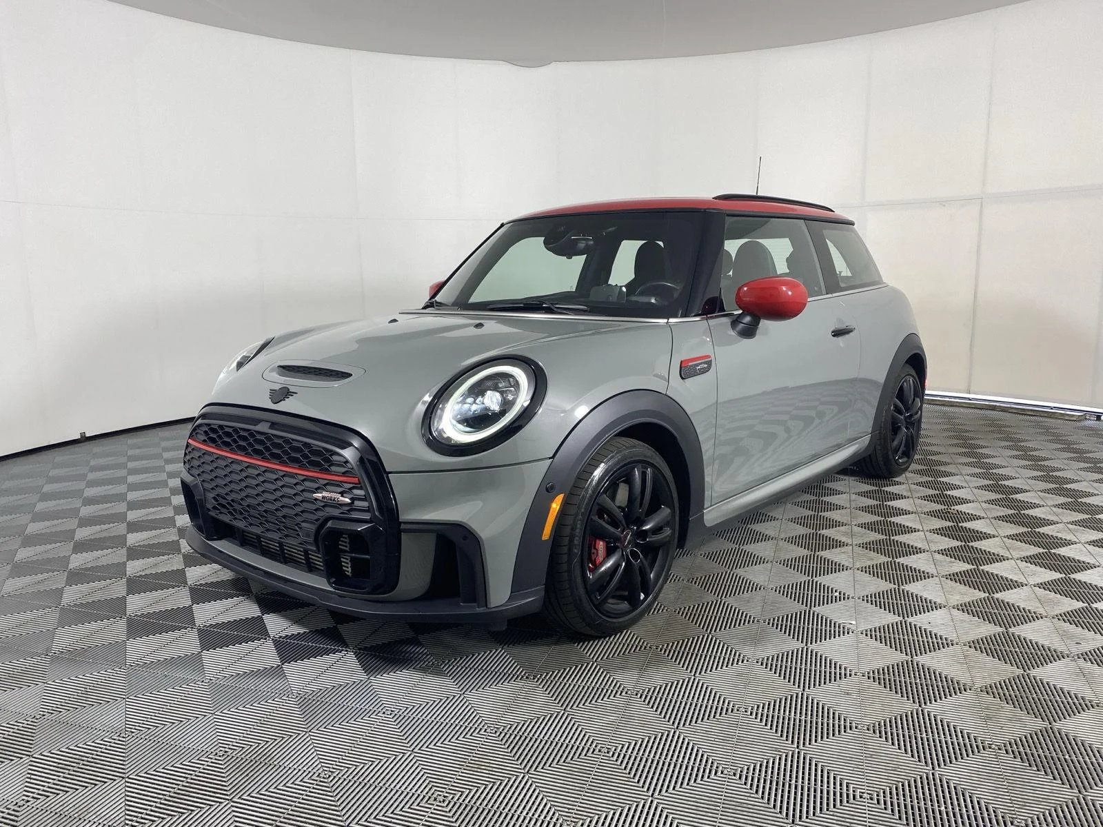 Used 2022 Moonwalk Grey Metallic MINI John Cooper Works image 3