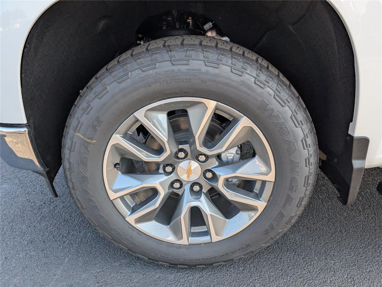 New 2026 Summit White Chevrolet LT image 9