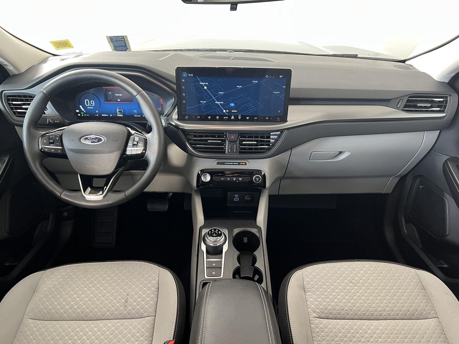 Used 2023 Iconic Silver Ford Active image 20