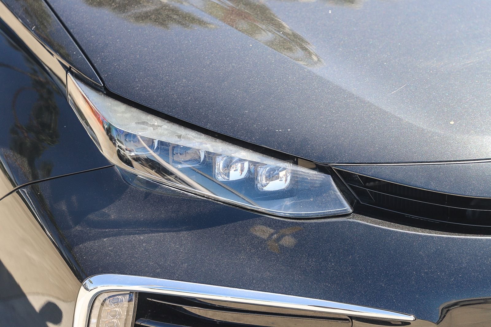 Used 2018 Black Toyota Base image 4