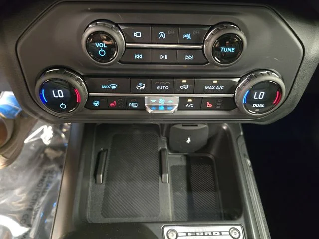 New 2026 Shadow Black Ford Outer Banks® image 30