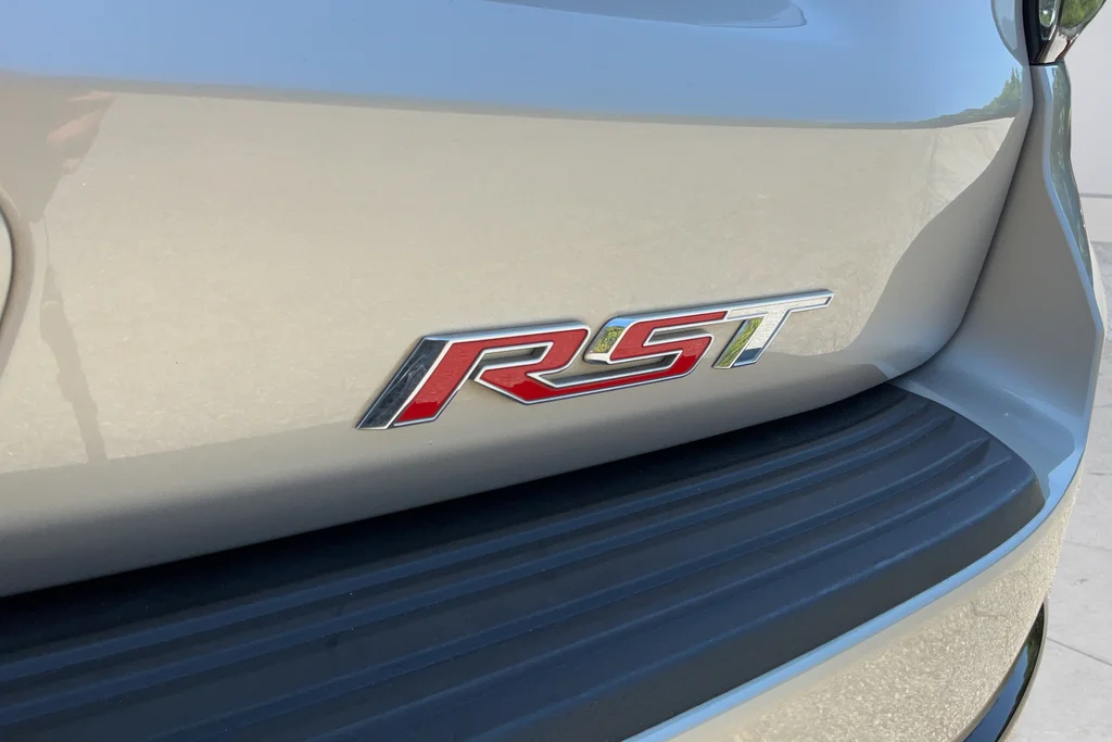 Used 2023 Beige Chevrolet RST image 28