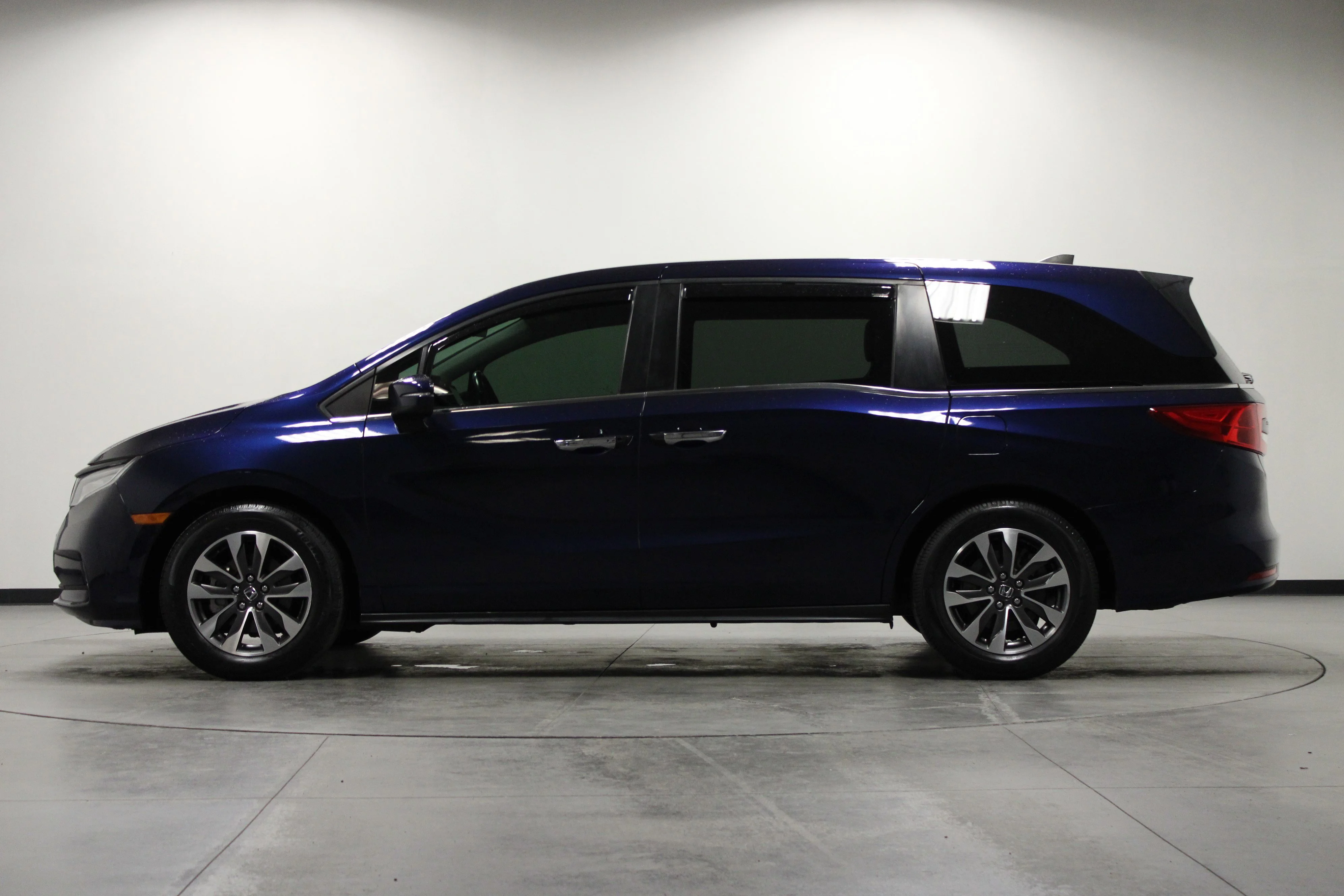 Used 2021 Obsidian Blue Pearl Honda EX-L image 7