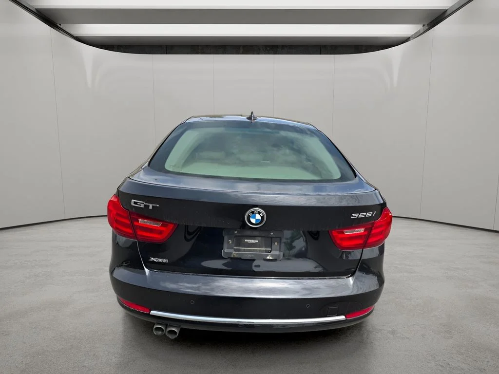 Used 2015 Black Sapphire Metallic BMW 328i xDrive image 7