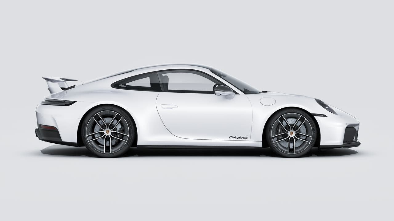 New 2027 White Porsche Carrera GTS image 6