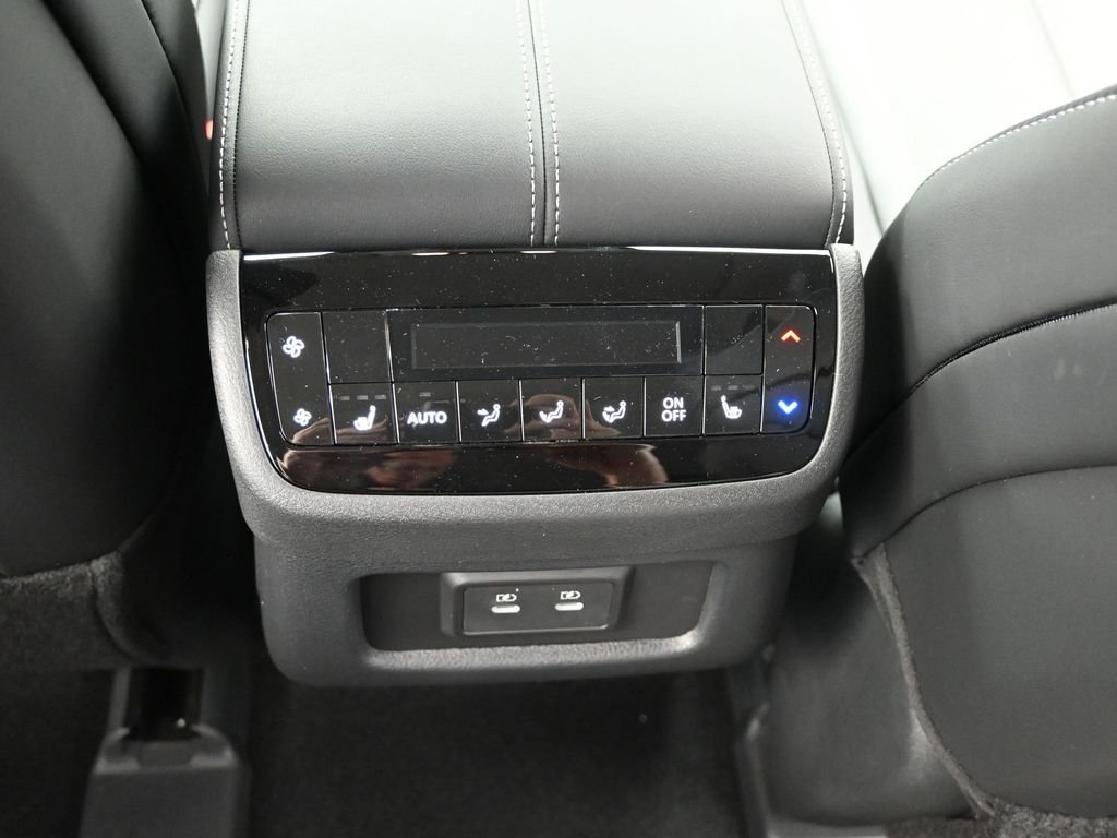 2026 INFINITI QX60 LUXE - Photo 18