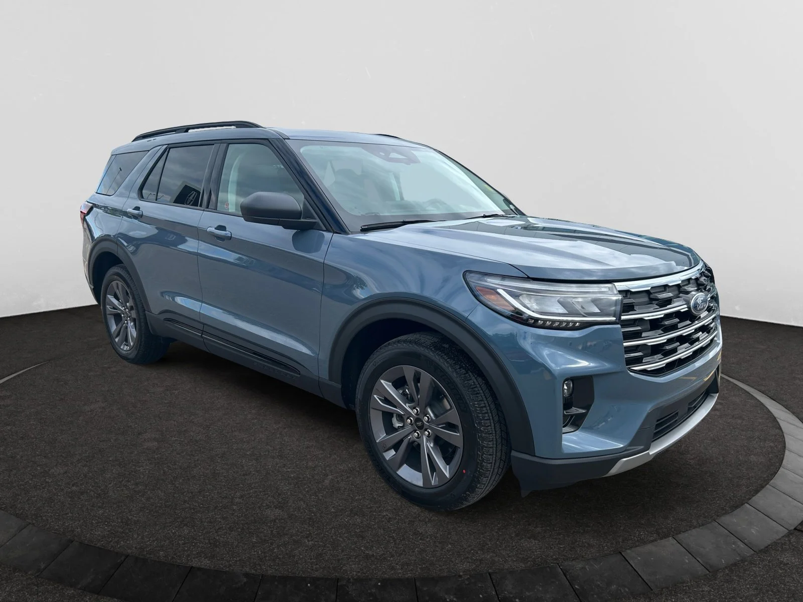 New 2026 Vapour Blue Metallic Ford Active w/200A Pkg image 7