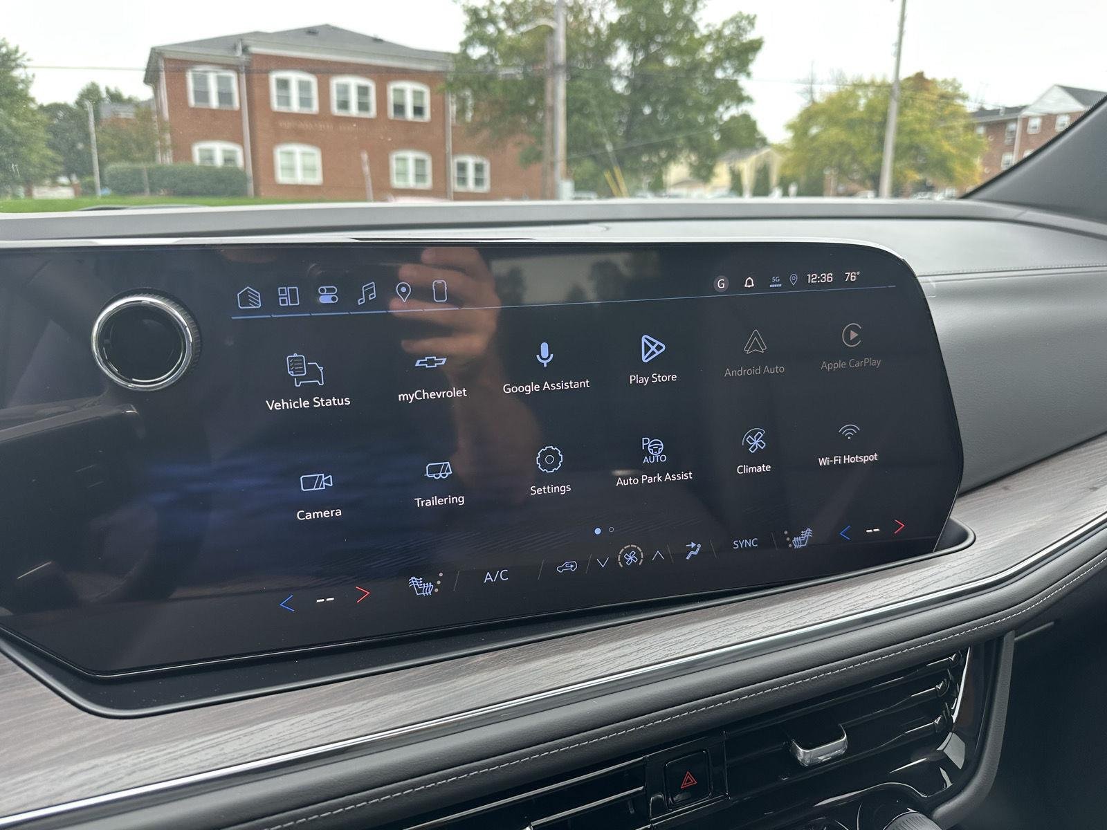 2027 Chevrolet Tahoe LT - Photo 20