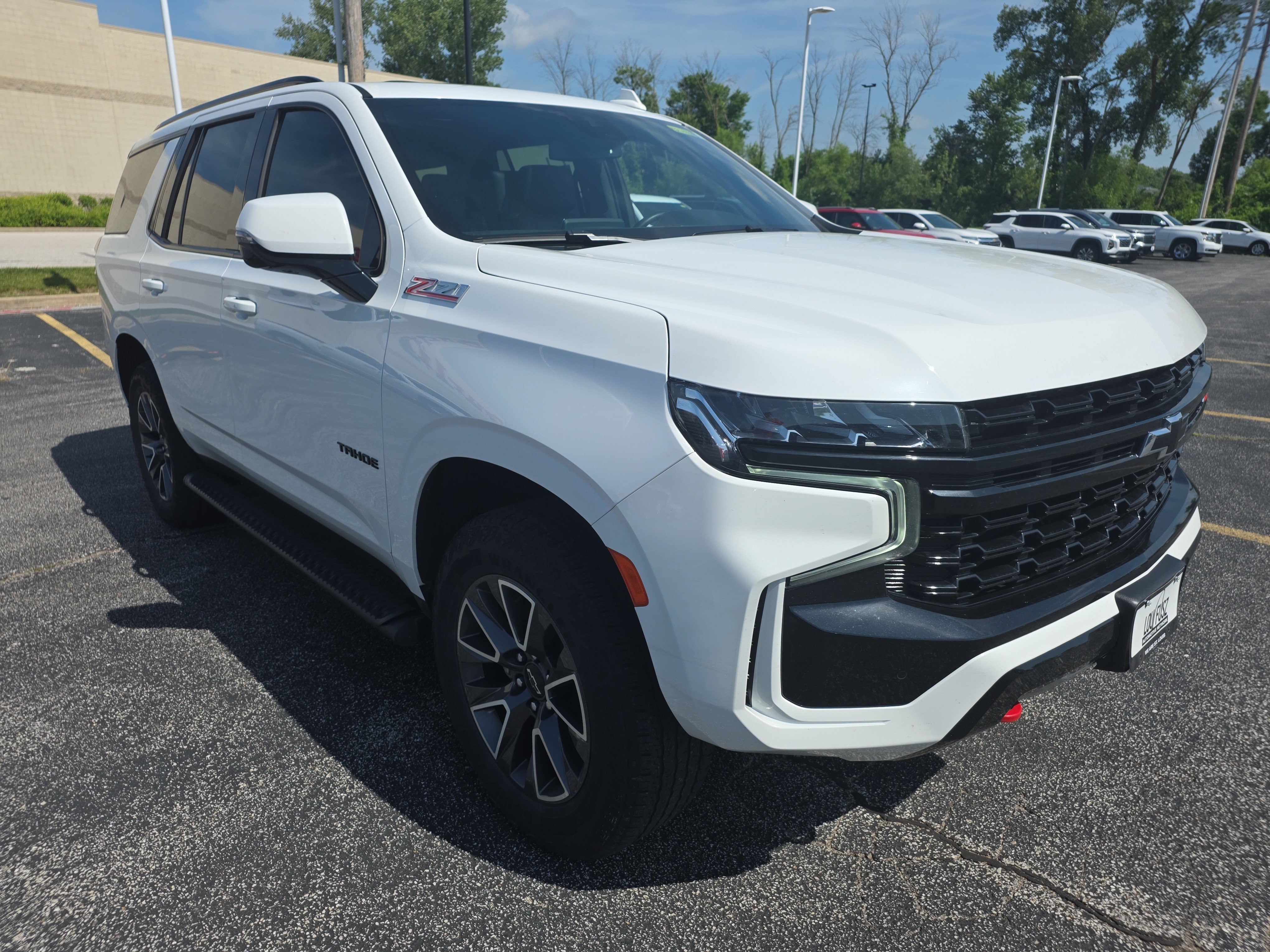 Used 2024 Summit White Chevrolet Z71 image 2