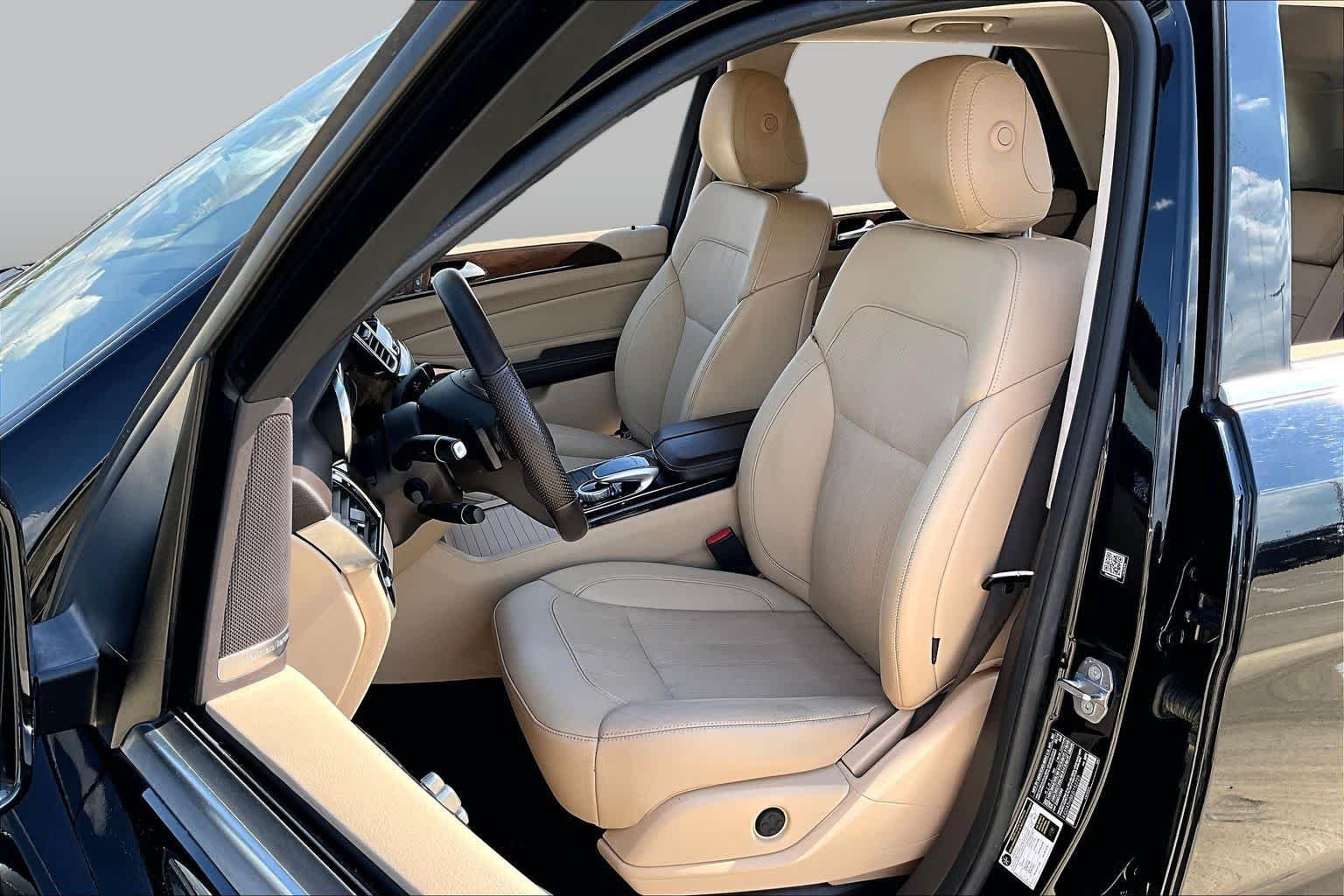 Used 2018 Black Mercedes-Benz GLE 350 image 7