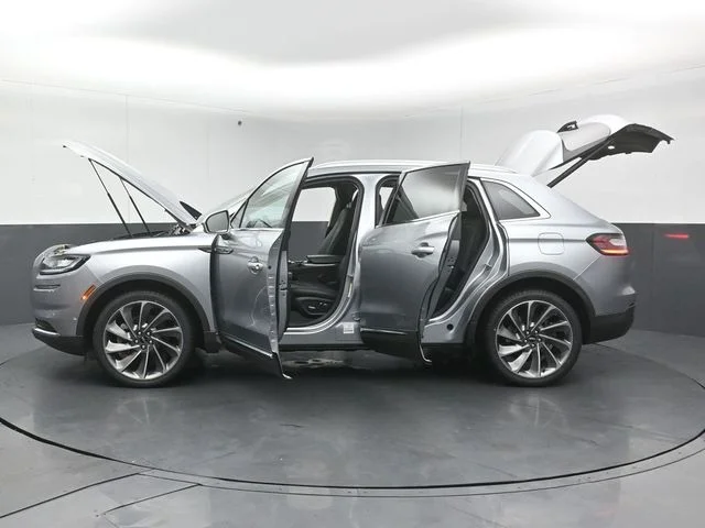 Used 2022 Silver Lincoln Reserve image 54