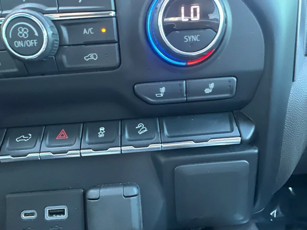 2021 Chevrolet Silverado 1500 RST - Photo 21