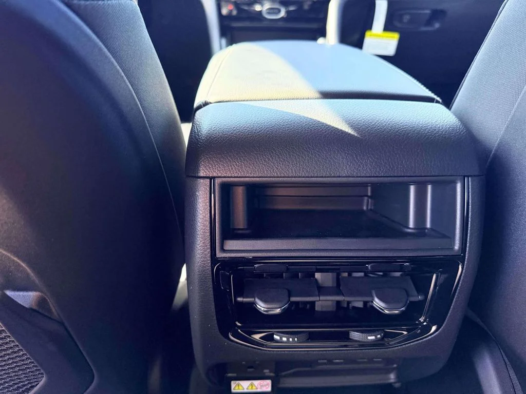 New 2026 Black Jeep Altitude image 11